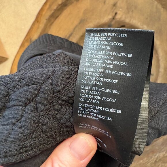 Anthropologie Maeve black textured V-neck side-button crop top women's XS - Picture 6 of 8